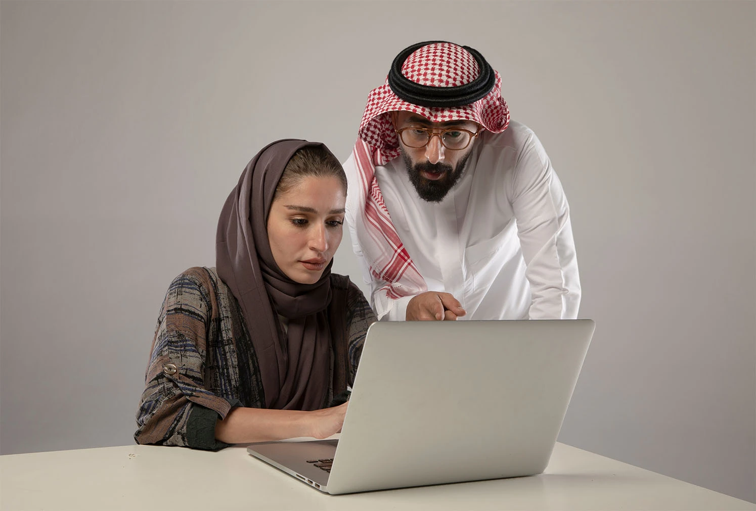 رحلتنا نحو الاستقدام: الإبداع في الخدمة